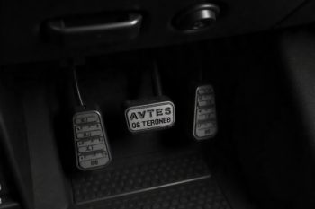 Pédales antidérapantes